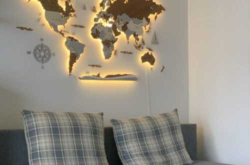 Mapa świata na ścianę - pomoc naukowa i dekoracja